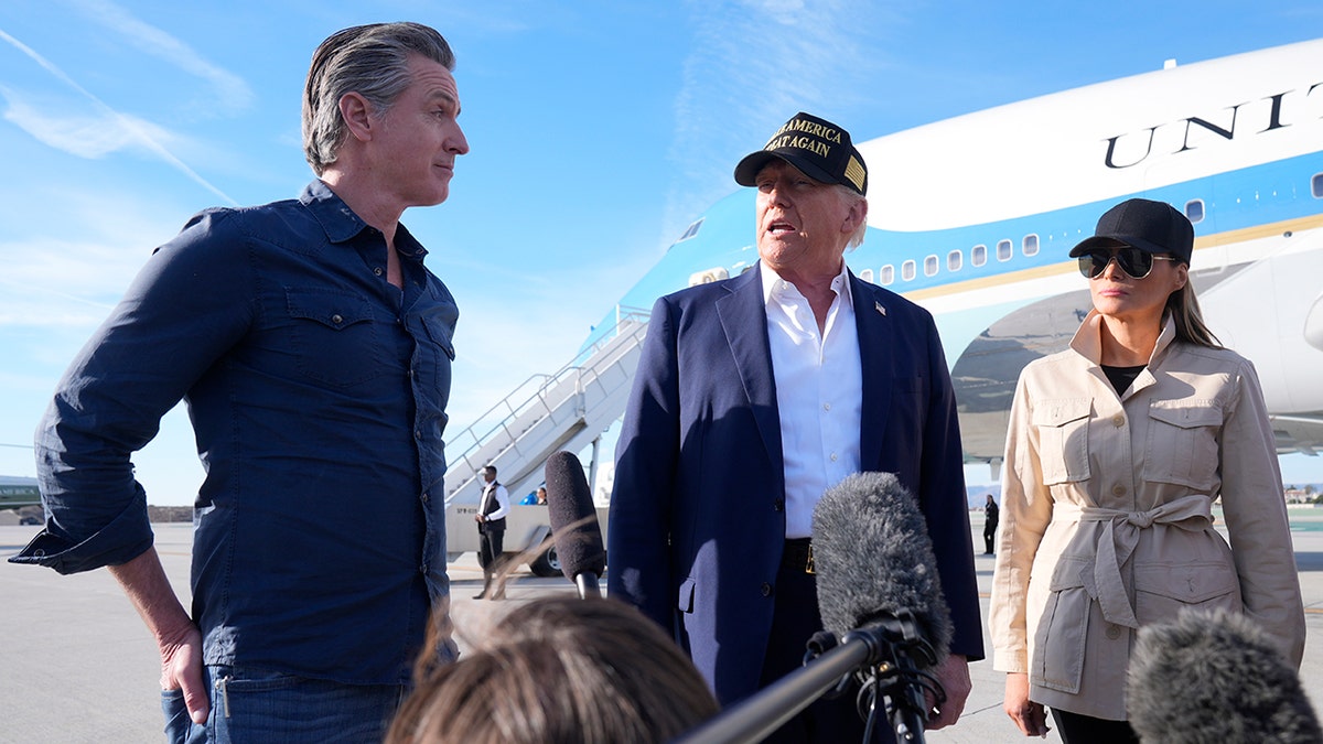 Gov. Newsom, left, with President Trump, first lady