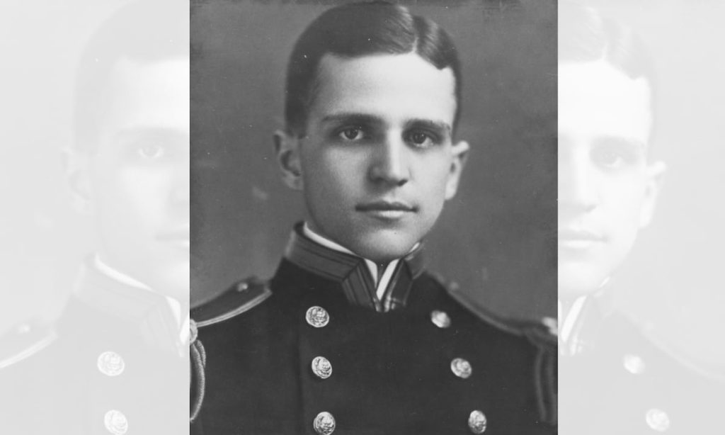 The corpsman who became a legend among the 6th Marines The corpsman who became a legend among the 6th Marines