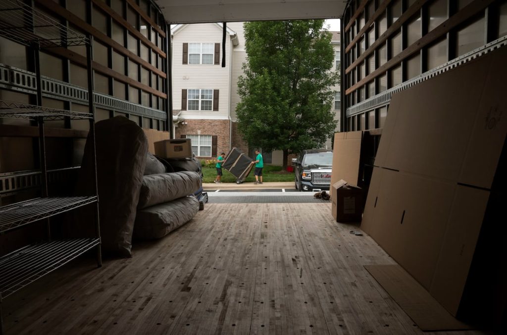 DOD decides against privatizing service members’ household goods moves