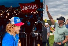 EXCLUSIVE: HUD Secretary Turner, worship leader Sean Feucht unite at National Mall faith-based event