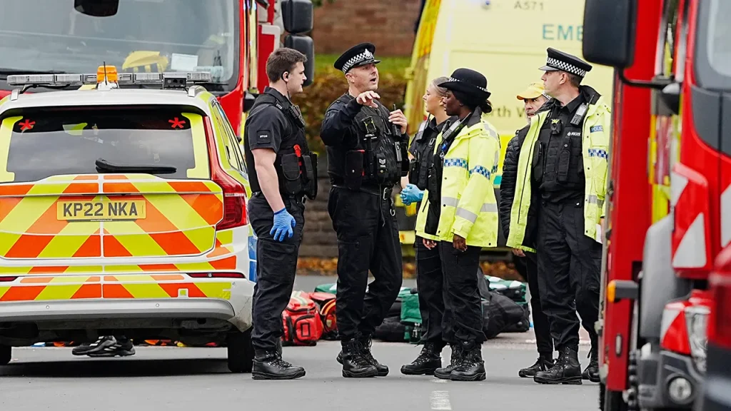 UK attack outside synagogue leaves 2 dead, 3 injured, police say