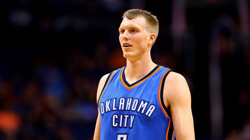 Ex-NBA player and former Duke standout Kyle Singler arrested for alleged assault in Oklahoma, officials say Ex-NBA player and former Duke standout Kyle Singler arrested for alleged assault in Oklahoma, officials say