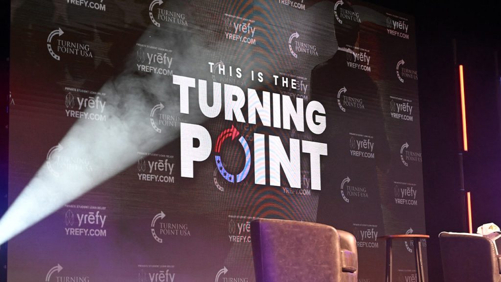 Illinois State University teacher’s assistant flips Turning Point USA table, tears down flyers: ‘Jesus did it’