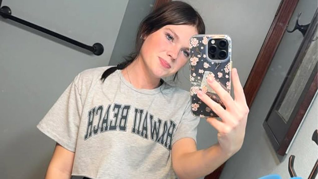 Teen found dead on Carnival cruise ship died from mechanical asphyxiation, ruled homicide: report