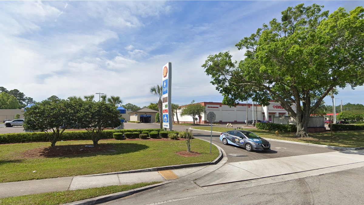 3800 Sunbeam Rd, Jacksonville, Florida