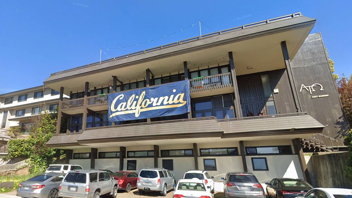 UC Berkeley Alpha Chi Omega house