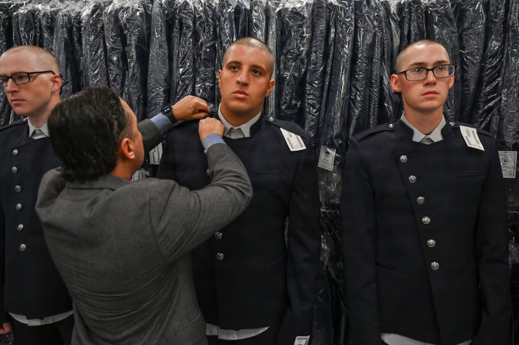 Space Force trainees first to don new dress uniform in graduation