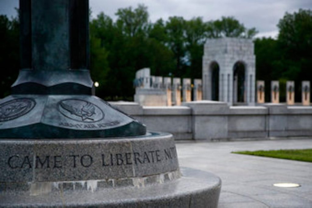 WWII Memorial in Washington closed for five months