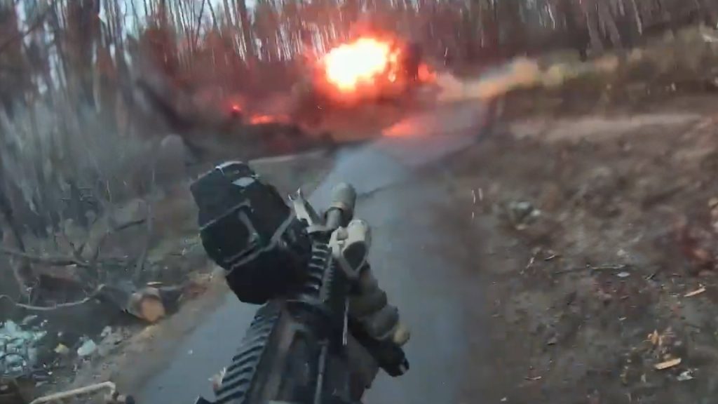 🔴 Ukraine War – Ukrainian Special Forces Eliminate Russian Troops In Woodland Firefight