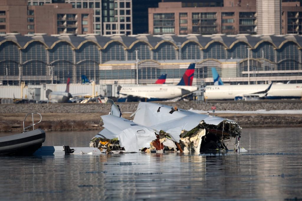 FAA, Army failures contributed to fatal DC air collision, report finds FAA, Army failures contributed to fatal DC air collision, report finds