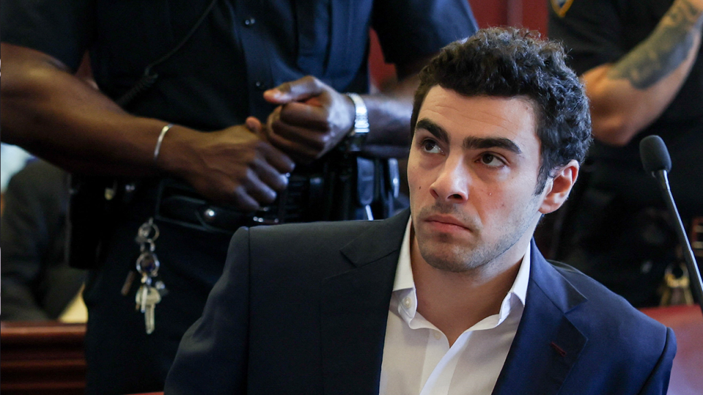 Judge orders Altoona cop to court as Mangione hopes to have backpack search tossed Judge orders Altoona cop to court as Mangione hopes to have backpack search tossed