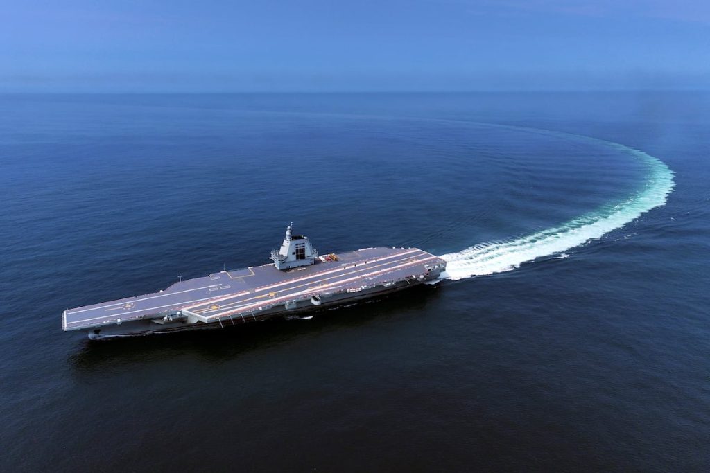 US Navy should target carriers in fight with China, report says