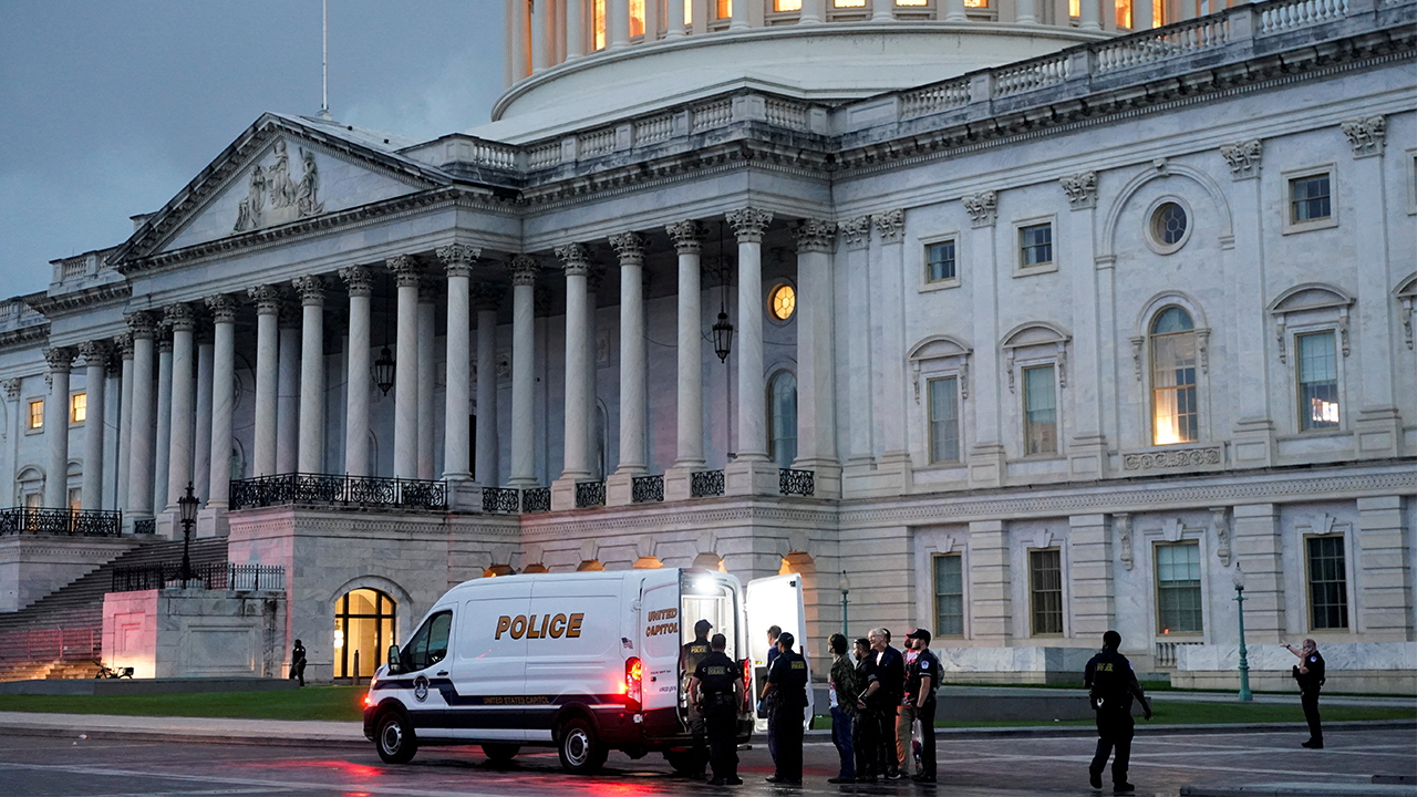 About 60 people arrested after veterans’ anti-ICE demonstration in Washington, DC, police say