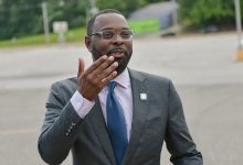 Blue city mayor nearly kidnapped after claiming city is getting safer: police