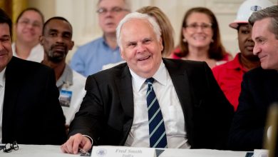 Fred Smith, FedEx founder and Marine Corps veteran, dies at 80