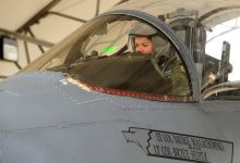 Former Thunderbirds pilot takes on disease that grounded her career