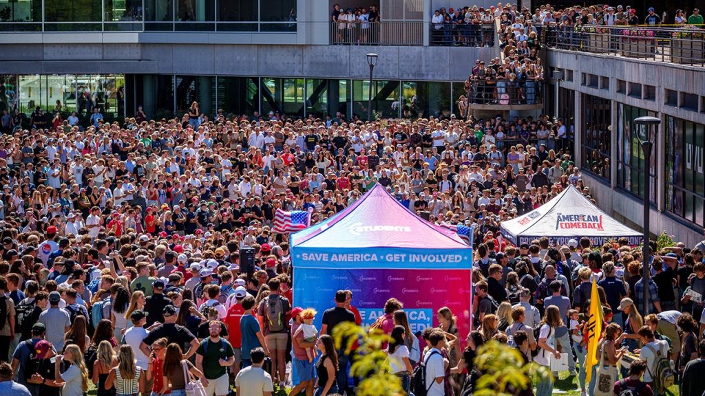 Charlie Kirk assassination witnesses describe minimal security, horrifying shooting Charlie Kirk assassination witnesses describe minimal security, horrifying shooting