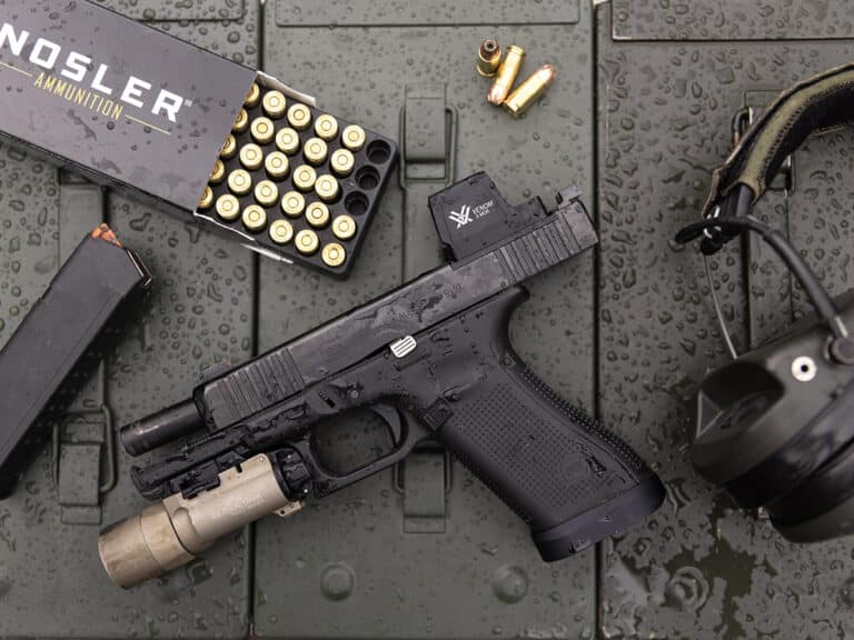 First Look: Vortex Venom Enclosed Micro Red Dot First Look: Vortex Venom Enclosed Micro Red Dot