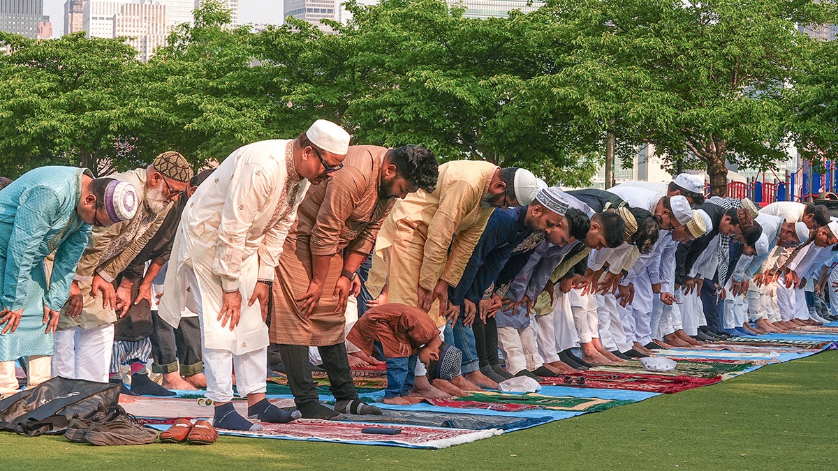 Muslims praying in NYC