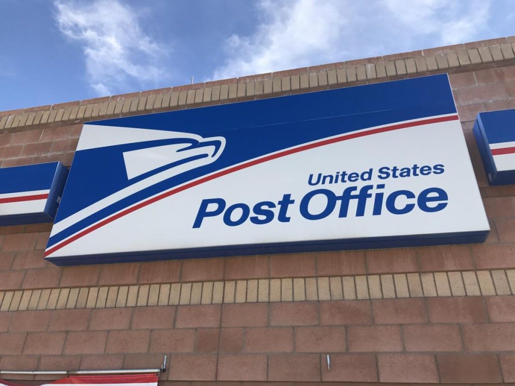 Court Strikes Down Federal Ban on Guns in Post Offices