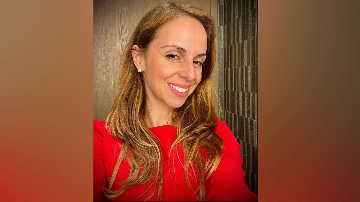 Ana Walshe smiles in selfie photo