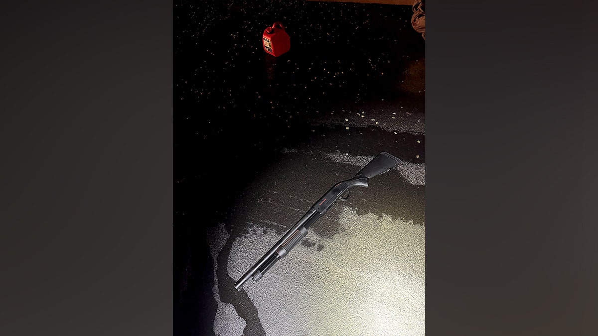 mar-a-lago-gunmen-gun-gastank