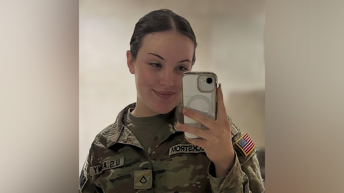 Sarah Beckstrom taking a selfie.