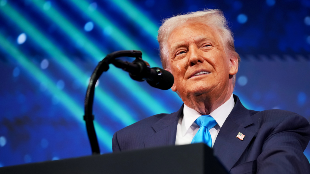 Trump accepts White House Correspondents’ Association dinner invitation for the first time as president Trump accepts White House Correspondents’ Association dinner invitation for the first time as president