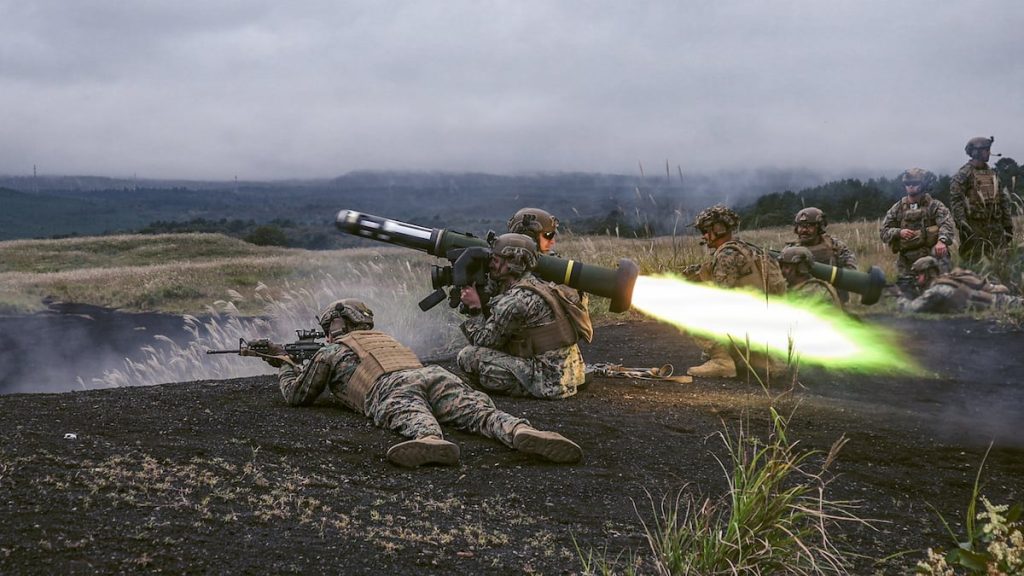US Army receives first lightweight Javelin launchers US Army receives first lightweight Javelin launchers