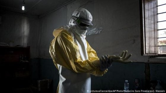 Ebola Update: Outbreak Continues To Worsen, At Least 930 Have Died Ebola Update: Outbreak Continues To Worsen, At Least 930 Have Died