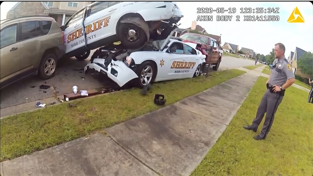 Husband Kidnaps His Family & Rams His Truck Into a Cop Car After His Wife Hands Him Divorce Papers