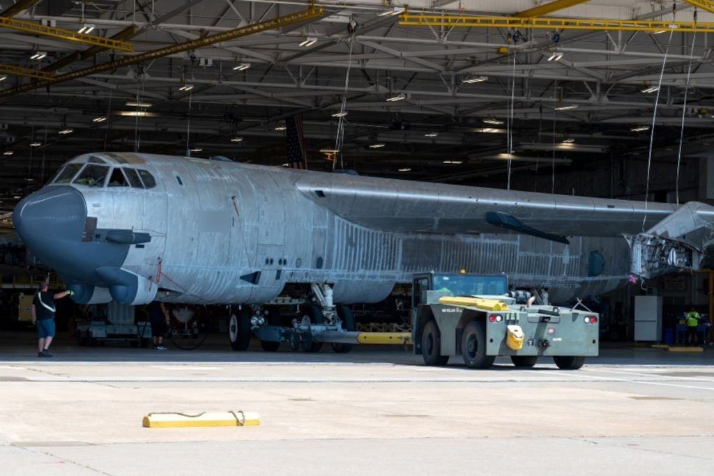 Air Force launches B-52, B-1 readiness campaign Air Force launches B-52, B-1 readiness campaign