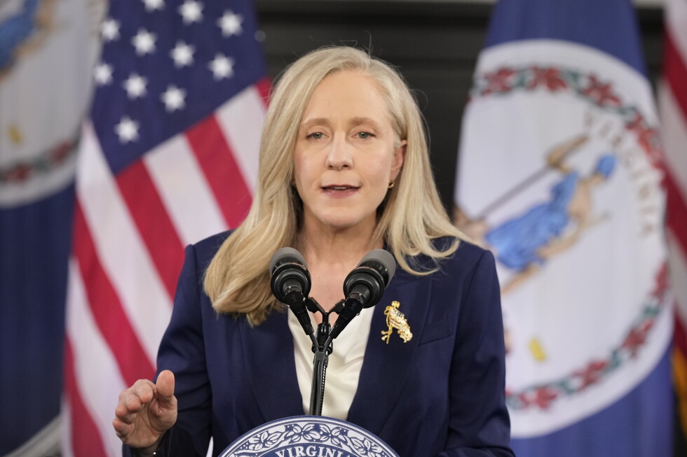Virginia bans `assault firearms’ as gun-rights group sue Virginia bans `assault firearms’ as gun-rights group sue